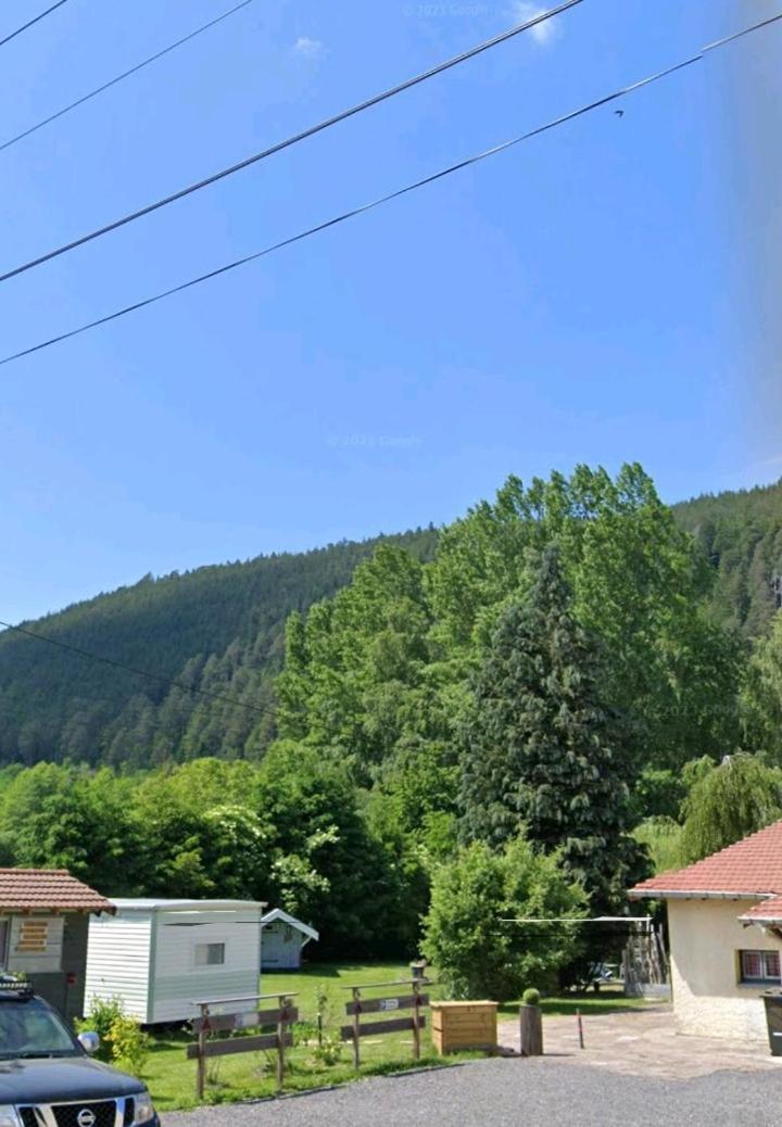 Gites, les Sapins, les Jonquilles, le Sagard nature et détente La Houssiere Exterior foto
